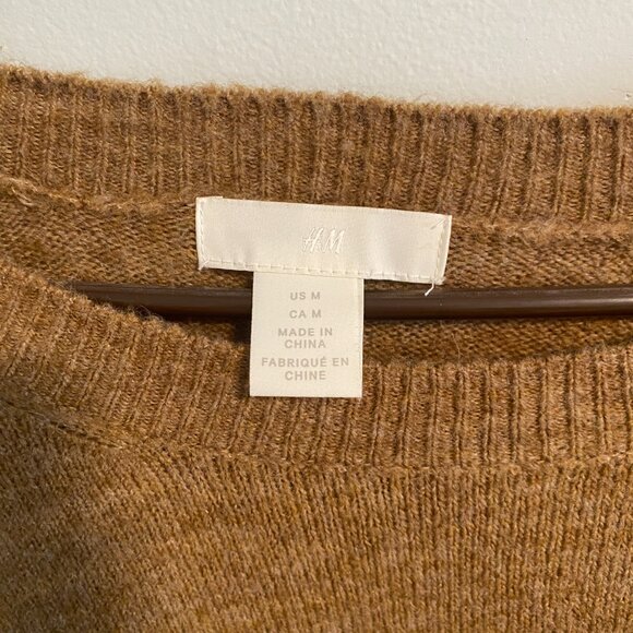 H&M Tan Knit Sweater - EUC - Picture 2 of 3